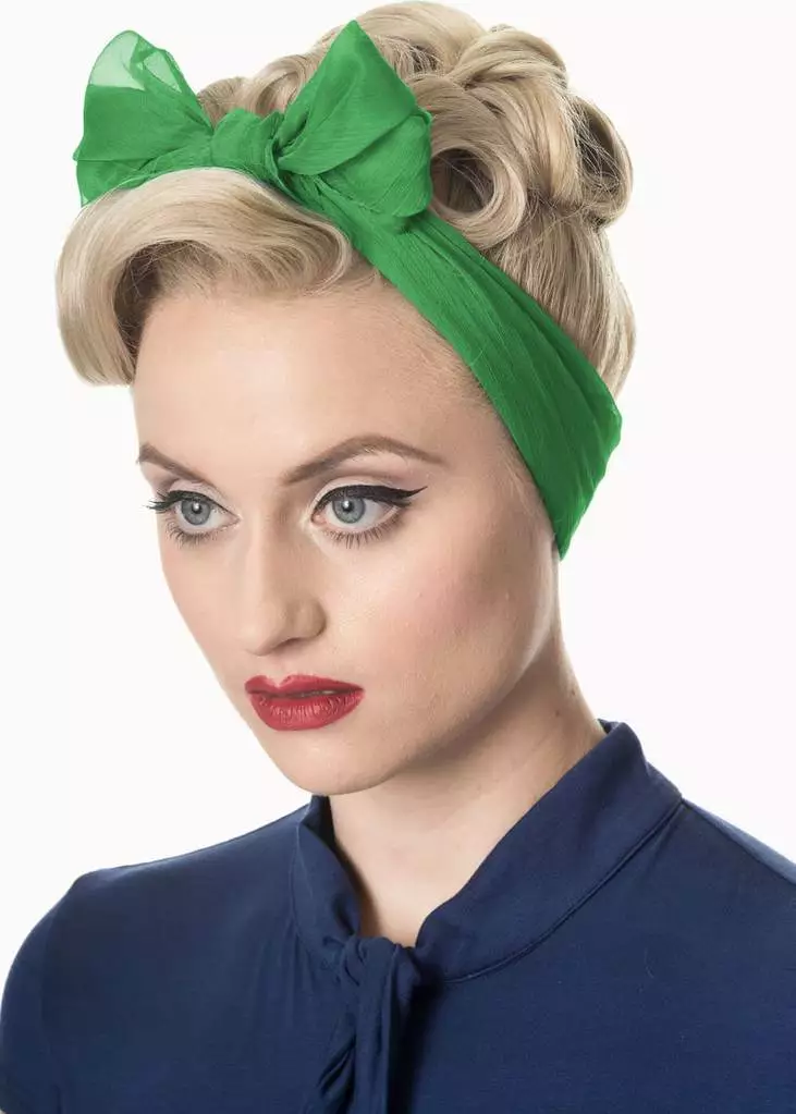 Banned Gradiation Scarf Green New In 3 Banned Gradiation Scarf Green New In