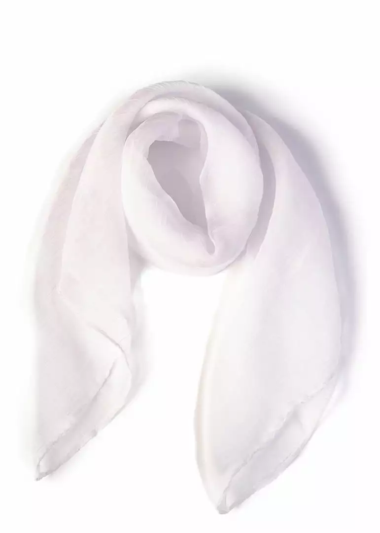 Banned Gradiation Scarf White 3 Banned Gradiation Scarf White