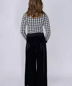 New In Bright & Beautiful Looloo Velvet 70's Trousers Black 9 New In Bright & Beautiful Looloo Velvet 70's Trousers Black