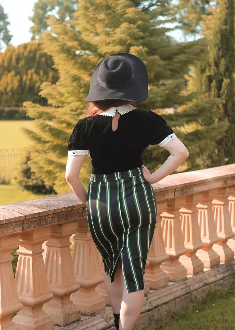 Collectif Polly Witch Stripes 50's Pencil Skirt Black New In 5 Collectif Polly Witch Stripes 50's Pencil Skirt Black New In