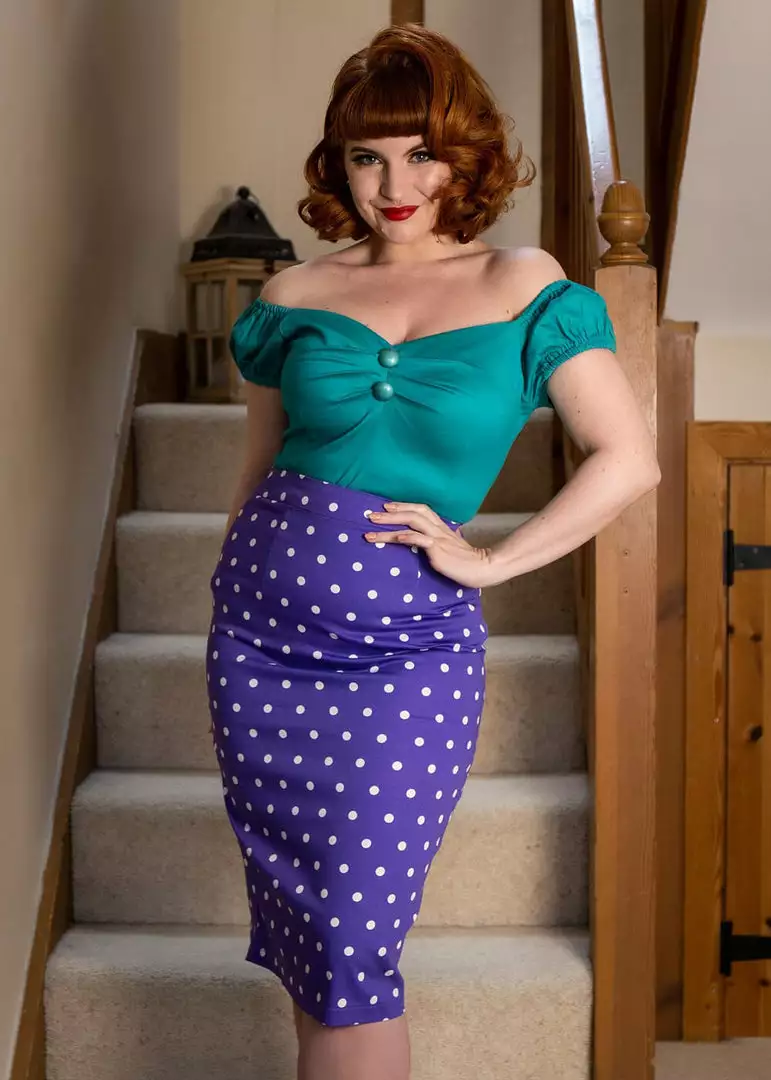 Collectif Polly Pretty Polka 50's Pencil Skirt Purple 4 Collectif Polly Pretty Polka 50's Pencil Skirt Purple
