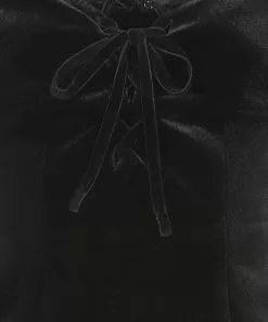 New In Collectif Dolores Darkwear Velvet 50's Top Black 9 New In Collectif Dolores Darkwear Velvet 50's Top Black