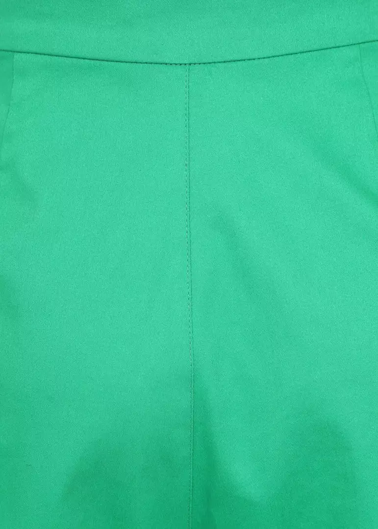 New In Collectif Emilia Banana Trim 50's Shorts Green 7 New In Collectif Emilia Banana Trim 50's Shorts Green