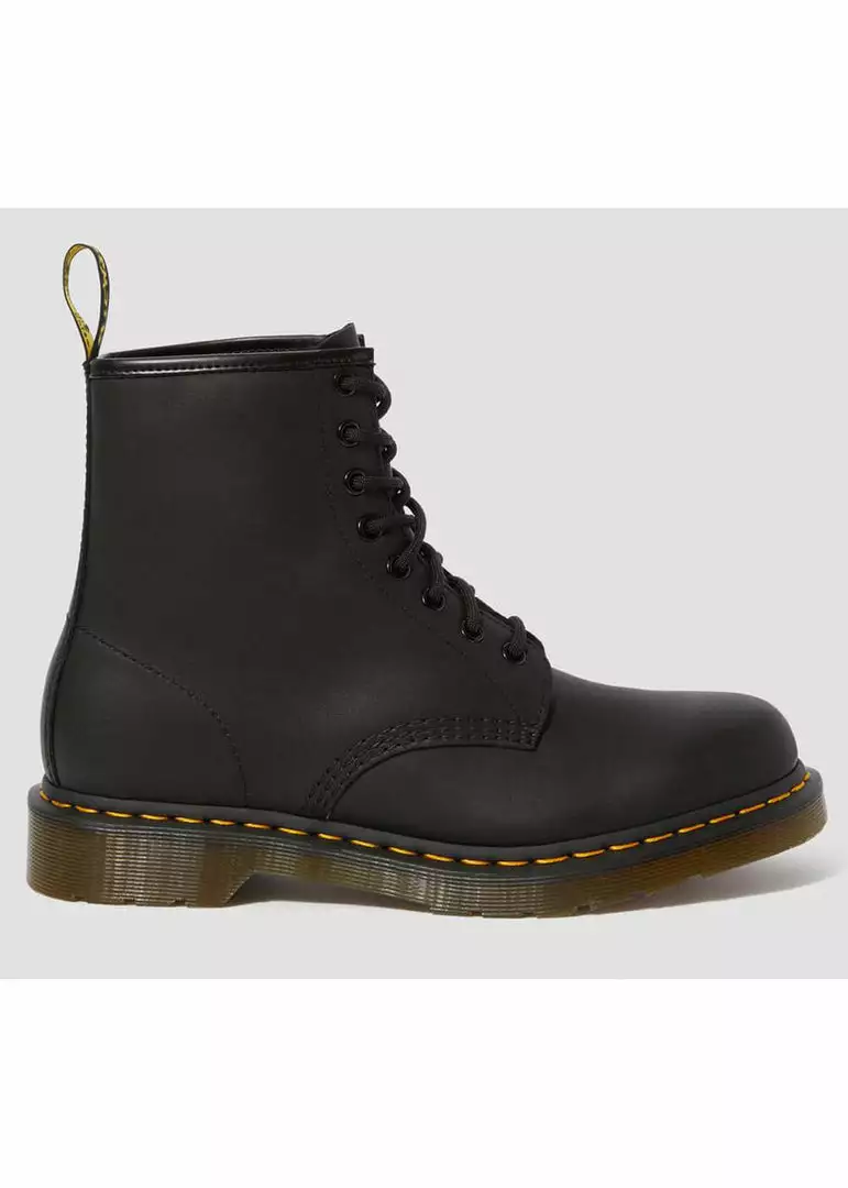 Dr. Martens 1460 Greasy Boots Black 8 Dr. Martens 1460 Greasy Boots Black