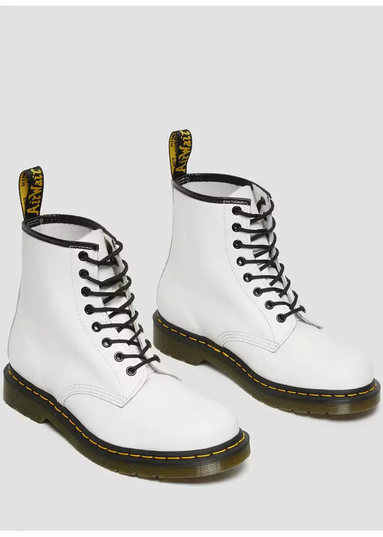 New In Dr. Martens 1460 Smooth Boots White 5 New In Dr. Martens 1460 Smooth Boots White