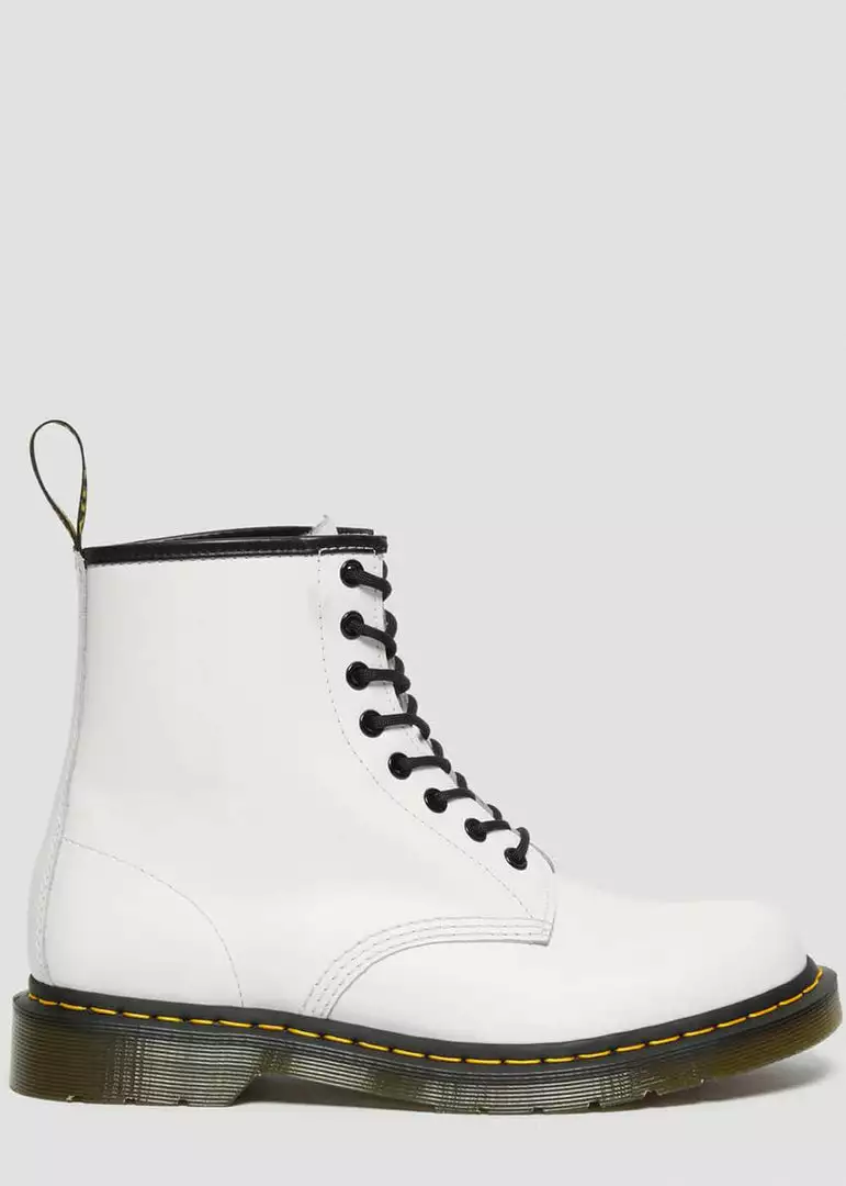 New In Dr. Martens 1460 Smooth Boots White 7 New In Dr. Martens 1460 Smooth Boots White