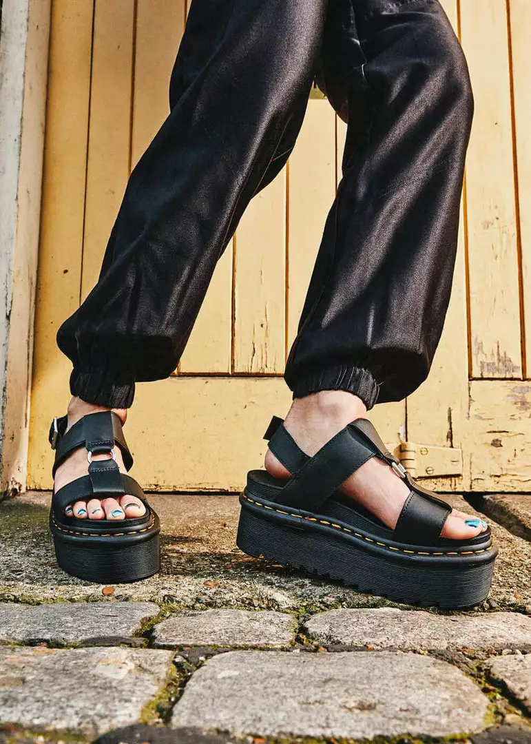 Dr. Martens Francis Hydro Leather Platform Sandals Black 4 Dr. Martens Francis Hydro Leather Platform Sandals Black