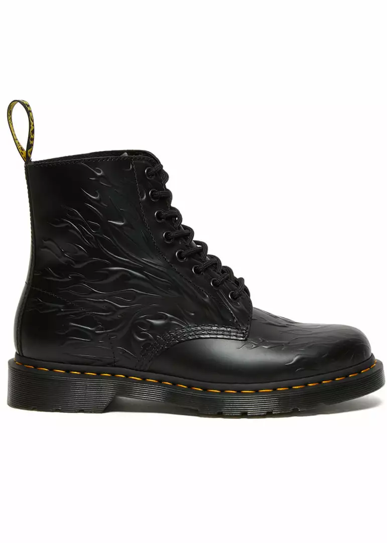 New In Dr. Martens 1460 Flame Smooth Leather Boots Black 8 New In Dr. Martens 1460 Flame Smooth Leather Boots Black