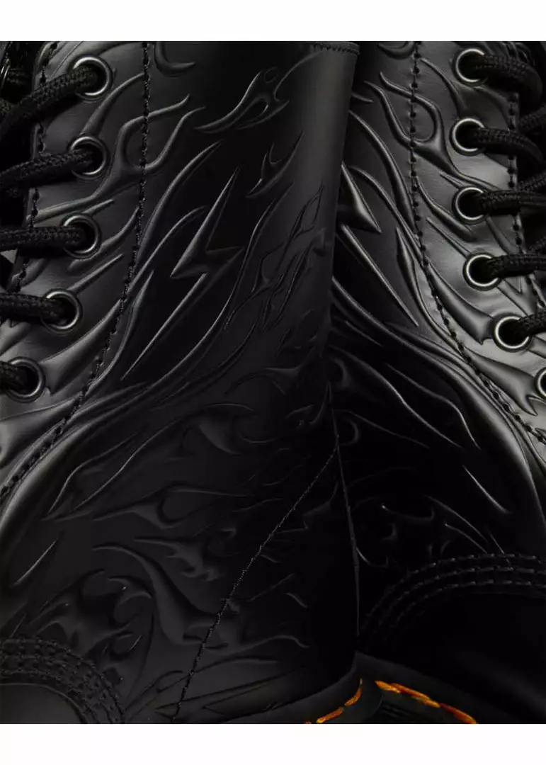 New In Dr. Martens 1460 Flame Smooth Leather Boots Black 5 New In Dr. Martens 1460 Flame Smooth Leather Boots Black