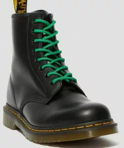 Dr. Martens Round Laces 8 Eyes Green New In
