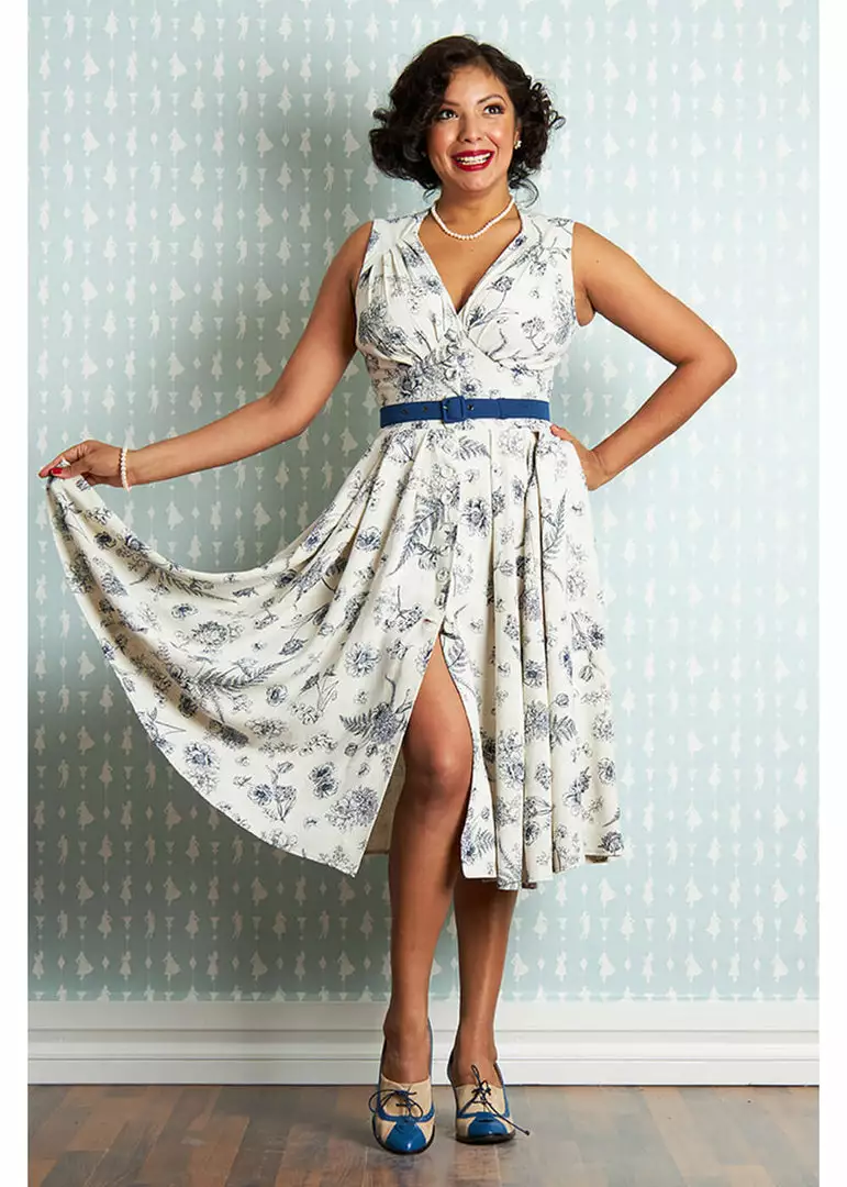 New In Miss Candyfloss Krista Lee 50's Swing Dress Navy 7 New In Miss Candyfloss Krista Lee 50's Swing Dress Navy