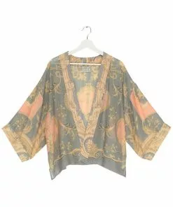 One Hundred Stars Rococo Short Kimono Grey