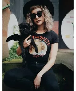 New In Queen Kerosin Blood Girly T-Shirt Black 11 New In Queen Kerosin Blood Girly T-Shirt Black