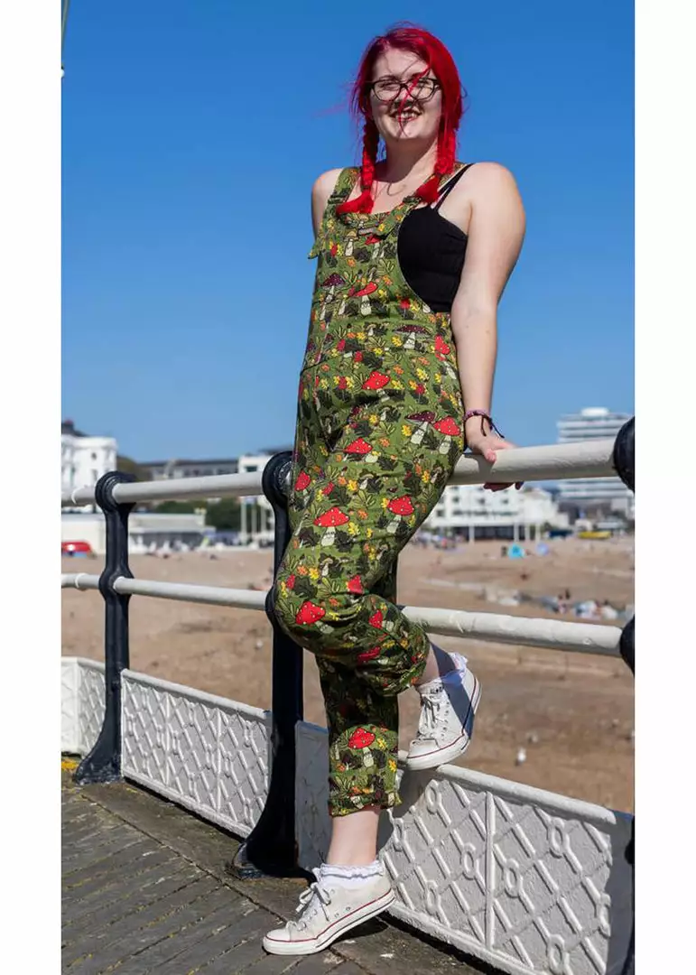 Run And Fly Run & Fly Katie Abey Mushroom Dungarees Green New In 8 Run And Fly Run & Fly Katie Abey Mushroom Dungarees Green New In