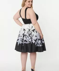 Unique Vintage X Hitchcock The Birds Main Attraction 50's Swing Skirt Black White New In 11 Unique Vintage X Hitchcock The Birds Main Attraction 50's Swing Skirt Black White New In