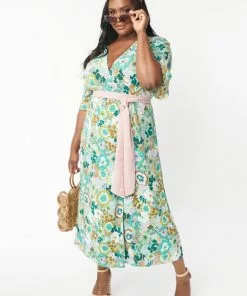 Unique Vintage Wrap Floral 70's Midi Dress Green Pink New In