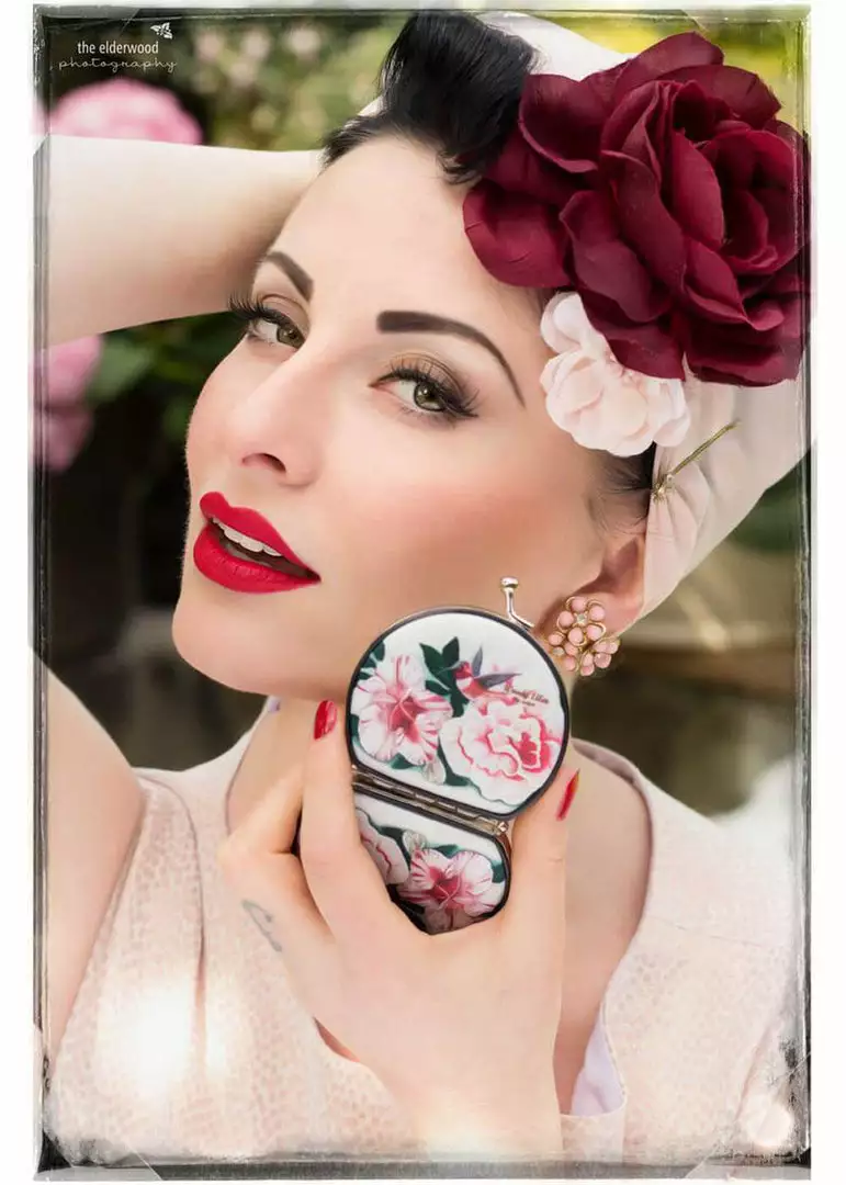 Woody Ellen Honeybird 50's Compact Mirror 4 Woody Ellen Honeybird 50's Compact Mirror